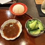 てんぷら 拓 - 梅肉のタレ、きゅうり甘酢漬け美味しや