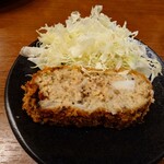 鴨料理 呂尚 - 鴨肉のメンチカツ　でも牛と豚と鶏も合わさっているそうです