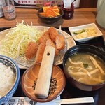 とんかつ　ひらよし - 