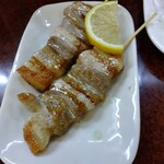 鶴亀 - 豚バラ２本 300円(税込)(2025年12月26日撮影)