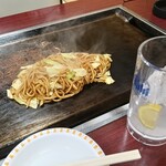 お好み焼 風月 - 焼きそば900円　＋レモンサワー500円