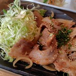 居酒屋 潮 酒と飯処 - おかず定食
生姜焼き 1200円