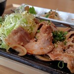 居酒屋 潮 酒と飯処 - おかず定食 生姜焼き 1200円