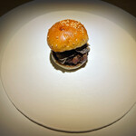 トレイス - 黒トリュフハンバーガー