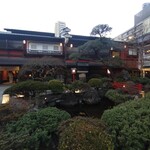 東京 芝 とうふ屋うかい - 都心の異空間