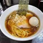 中華そば 弥栄 - ラーメン850円＋味玉150円