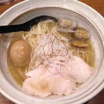 麺屋NOROMA - 貝と名古屋コーチンのあっさり塩ラーメン