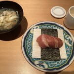 にかい笹木 - 先付　出汁　漬鮪の握り、蟹とにゅうめんの餡
