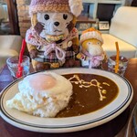 肉バル スノーキー - ラスちゃんとコダちゃんのミニカレー♡(＾(ェ)＾)(⊙ө⊙)