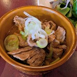 肉バル スノーキー - 牛スジ煮込み♡100円です！(*^ω^*)