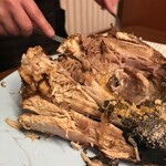 網元の宿 ろくや - スタッフさんがお席で解体してくれます。