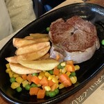 ステーキやるじゃん - 「ヒレランチ(130g)」¥2200