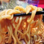 家系総本山 ラーメン 吉村家 - 麺リフト