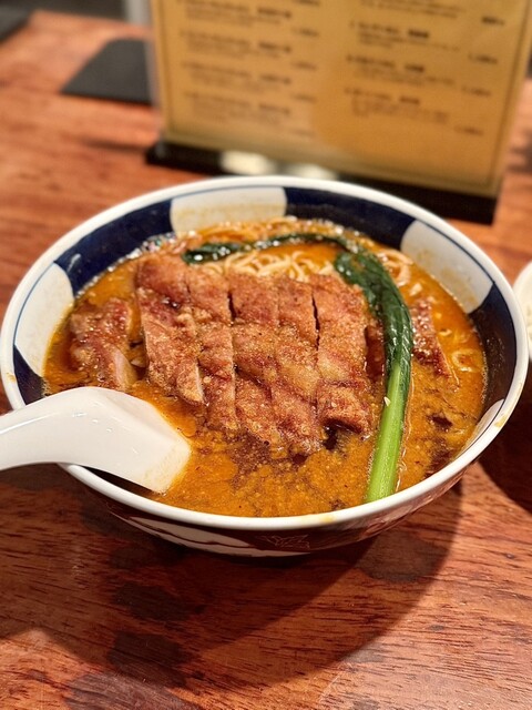 Shina Men Hashigo Hon Ten - Ginza/Tantan-men (Spicy noodle soup