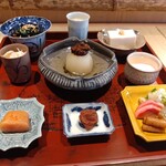 四間道 とりう - 素晴らしいご飯のお供