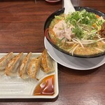 ラーメン魁力屋 - 料理写真:北海道濃厚味噌らぁめん＋餃子2026.01.23