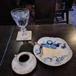 ザ・ミュンヒ - 全容