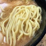 家系ラーメン クックら - 王道家の中太麺。