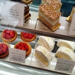 パティスリー イル・プルー・シュル・ラ・セーヌ - 