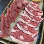 炭火焼肉 にく式 - 