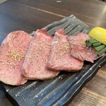 炭火焼肉 にく式 - 