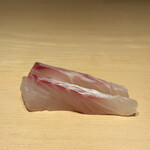 鮨 一幸 - タイ（塩、山葵）