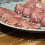 炭火焼肉ホルモンさわいし - 