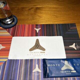 ザ ロイヤル カフェ ヨコハマ モンテローザ_1