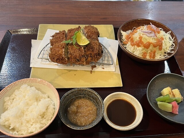 とんかつ revolution （とんかつ レボリューション） - 河内山本