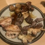 串鐵 - 焼き鳥盛り合わせ（串抜いた）