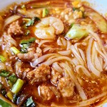 タイ田舎料理 クンヤー - エビ・挽肉など。