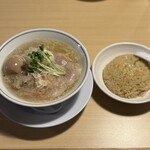 らーめん 鱗 - 