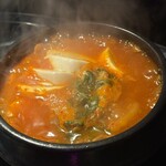 ソウル - キムチチゲ　880円