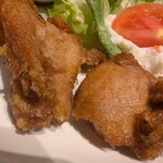 社 - カリッとジューシーなからあげ