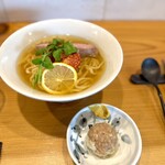 らーめん かねかつ - 彩り豊か✨