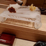 鮨と天ぷら からす - 