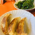 元祖ニュータンタンメン本舗 - 半ライスと餃子セット\(//∇//)\