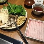 中心屋 - 豚肉のつゆしゃぶ