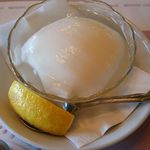 名鉄菜館 - デザートは杏仁豆腐をチョイス＾＾；