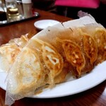 歓迎 - 羽付き焼き餃子