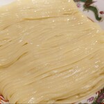 カドヤ食堂 総本店 - 麺はこんなかんじ。