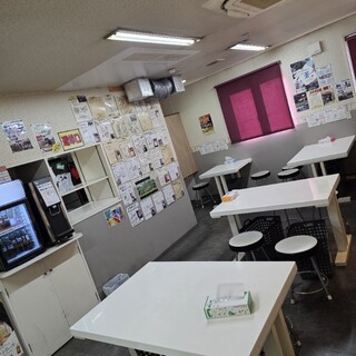 本家絶品! 煮込みカツカレーの店_2