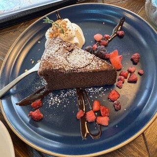 アティックルーム靖国外苑_0