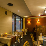 本格インドカレーの館 スパイス - 冬はペレットストーブで店内は暖かです。