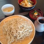 庭竜 - ざる蕎麦 1,000円