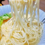 鯛塩そば 灯花 なんばダイニングメゾン店 - 