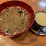 すし処 若 - あら汁と茶碗蒸し