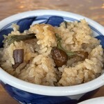 そば処 湧水 - 炊き込みご飯