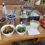 そば処 湧水 - 山菜料理、明日葉おひたし、湯豆腐、いいちこ蕎麦湯割り