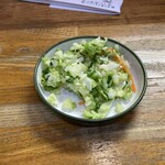 とんかつ 勝泉 - 定食のおしんこ